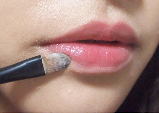 Lipstick 101: Lessons in Lip-Prep