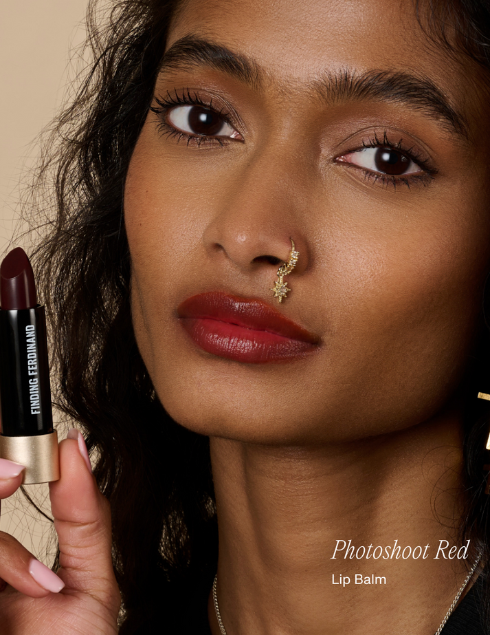 Photoshoot Red Finding Ferdinand